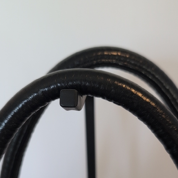 Bueno Faux Leather Overnight Bag In Good Used Condition - Picture 6 of 12